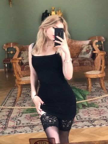 Дина Горячая Секретарша